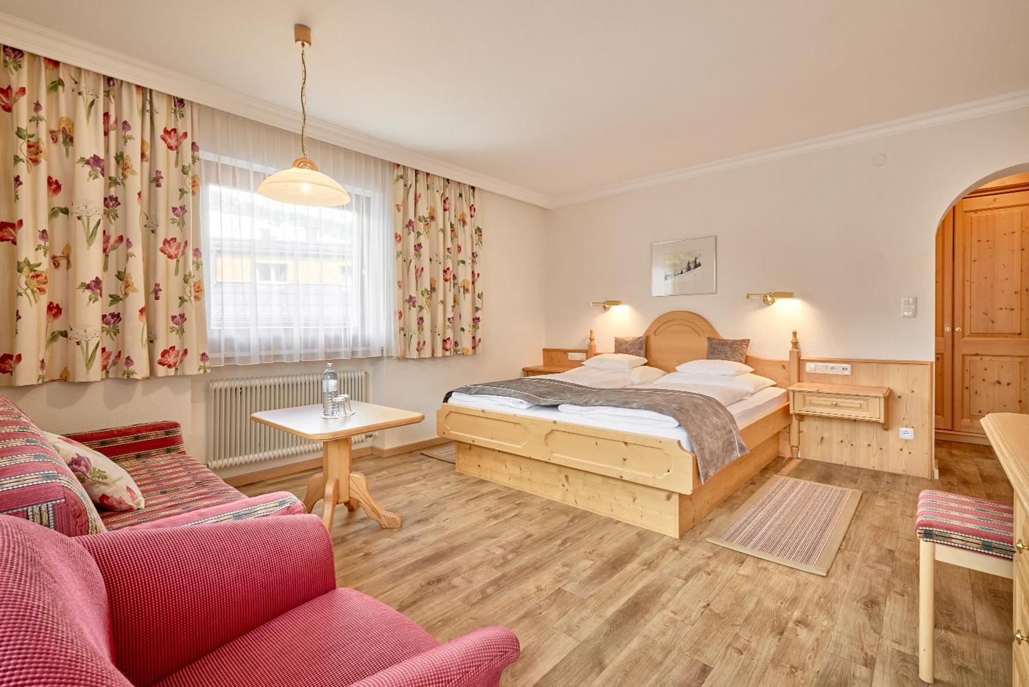 Hotel Appartement Roggal Lech am Arlberg Exterior photo